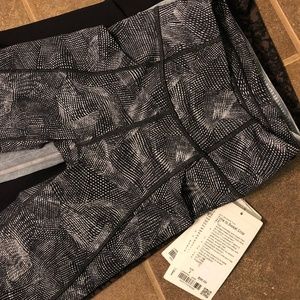 3 Lululemon NWT Size 2